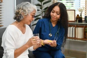 Duties & Responsibilities of Caregivers for Seniors